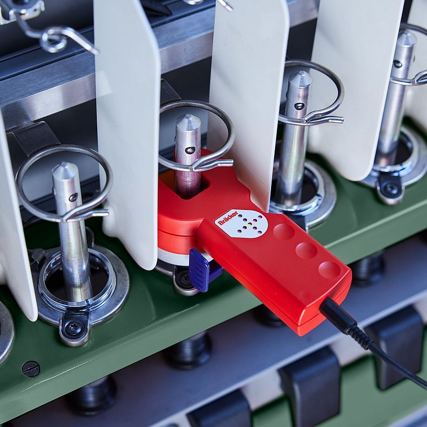 Bräcker ring centering device in use